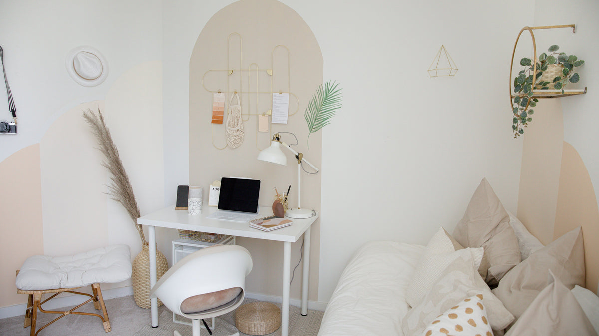 Why choose a discbound planner — home office desk setup