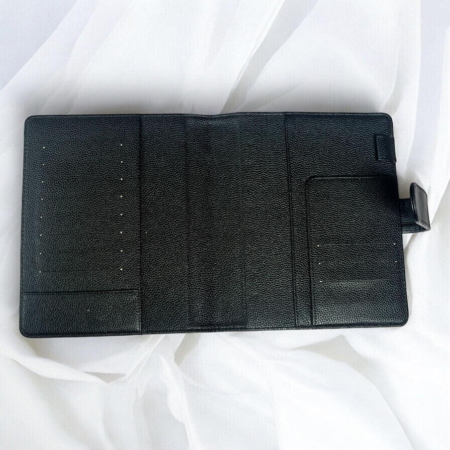 A5 | Discbound | Cover | Wrap-around | Vegan leather | BLACK