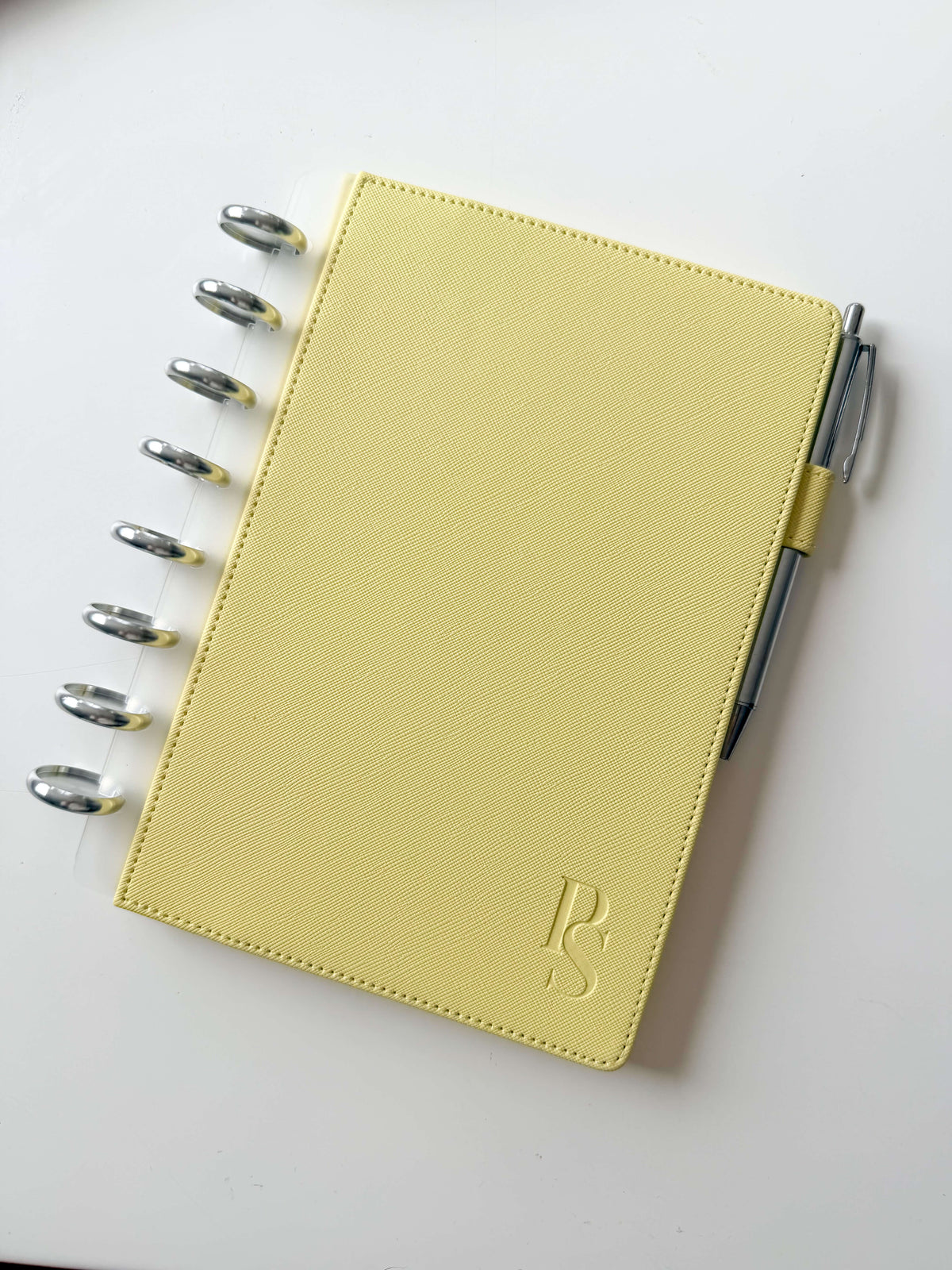 Lemon snap-on cover — discbound planner cover, additional view