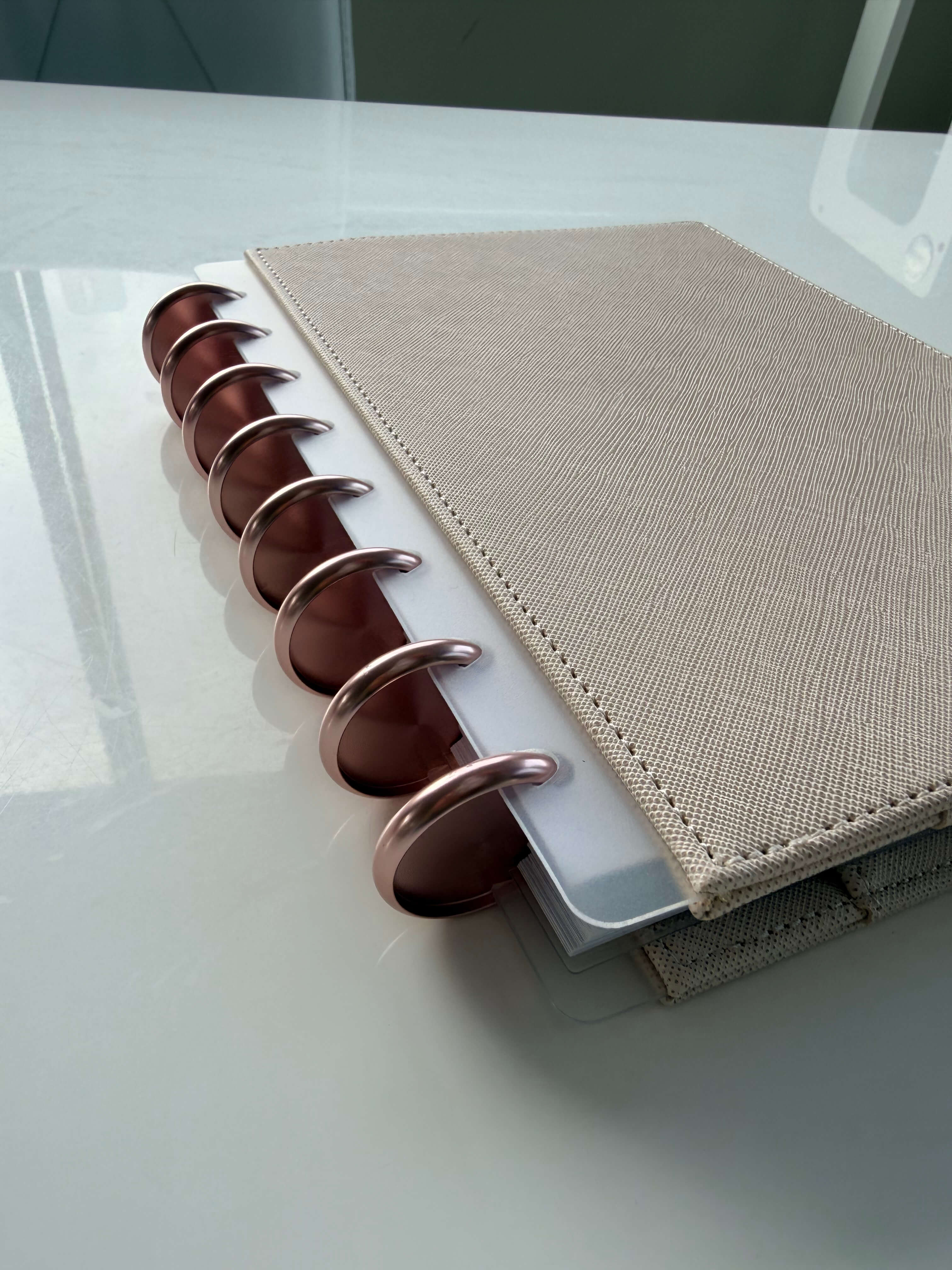 Rose Gold Discs 32mm — planner discs for discbound modular planner systems, close-up
